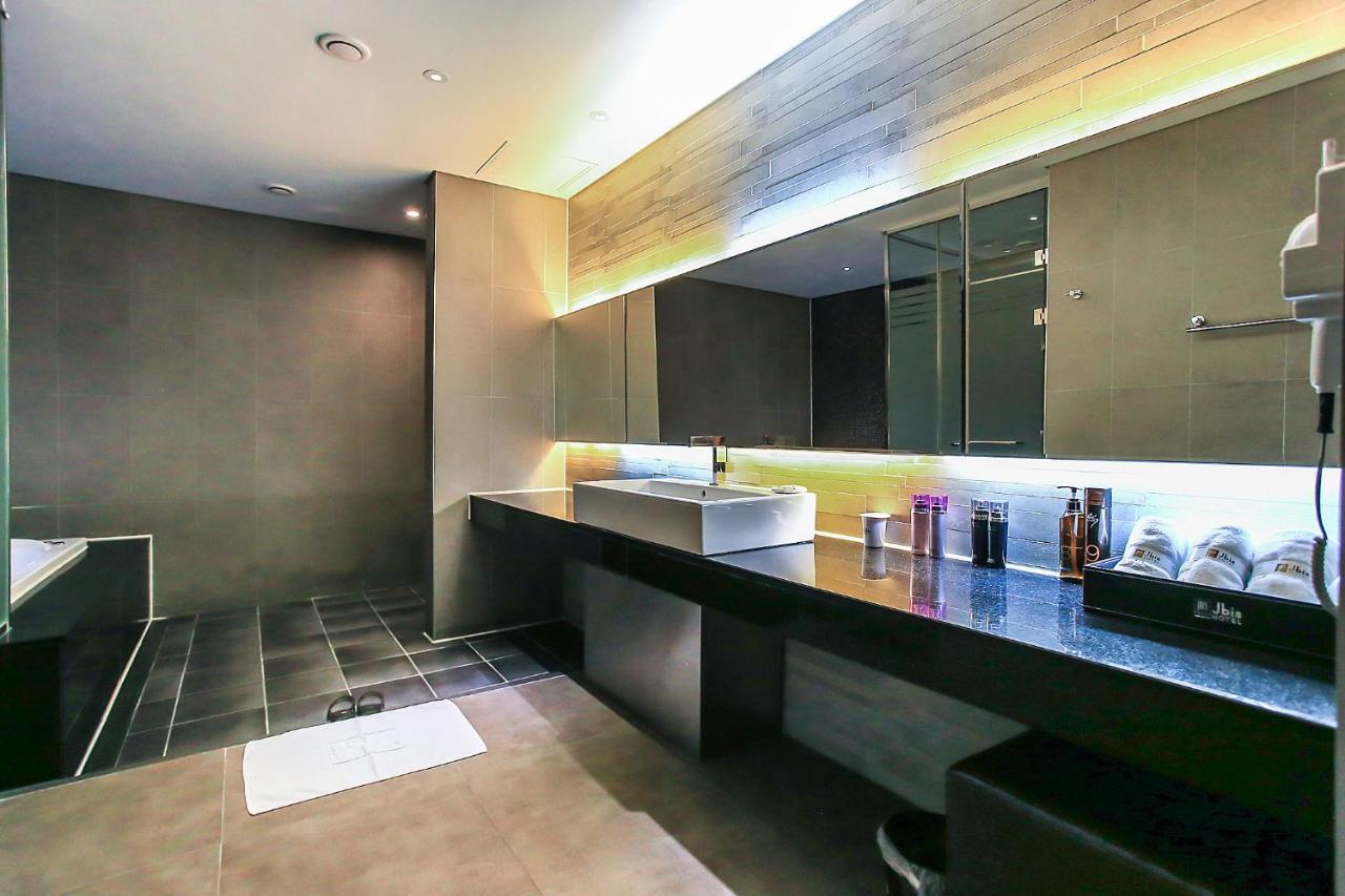 Jbis Hotel Uijeongbu Dış mekan fotoğraf